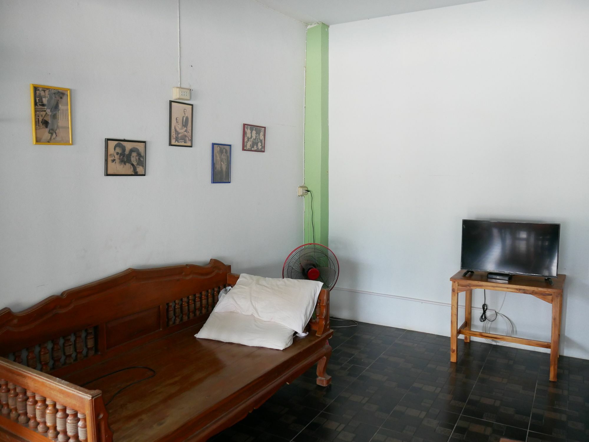 My Home Hostel Sukhothai Mueang Kao Bagian luar foto